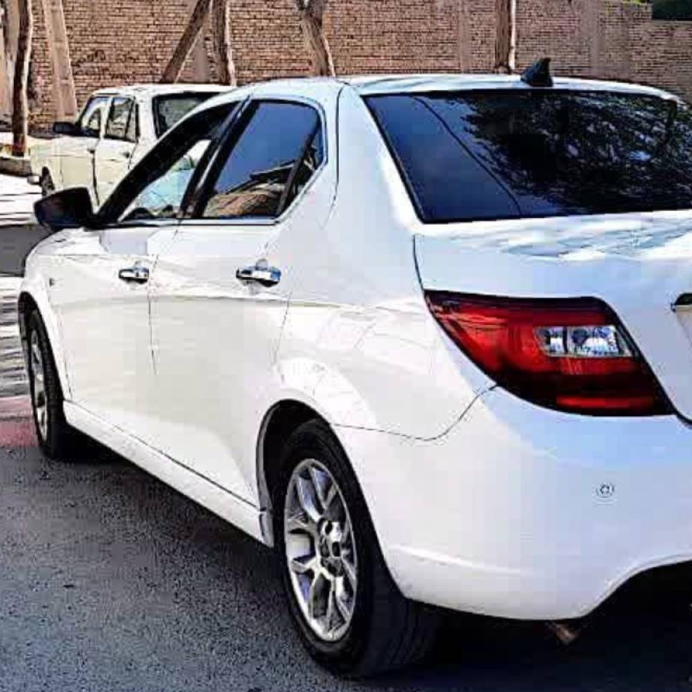 دنا مدل پلاس EF7  کارکرده