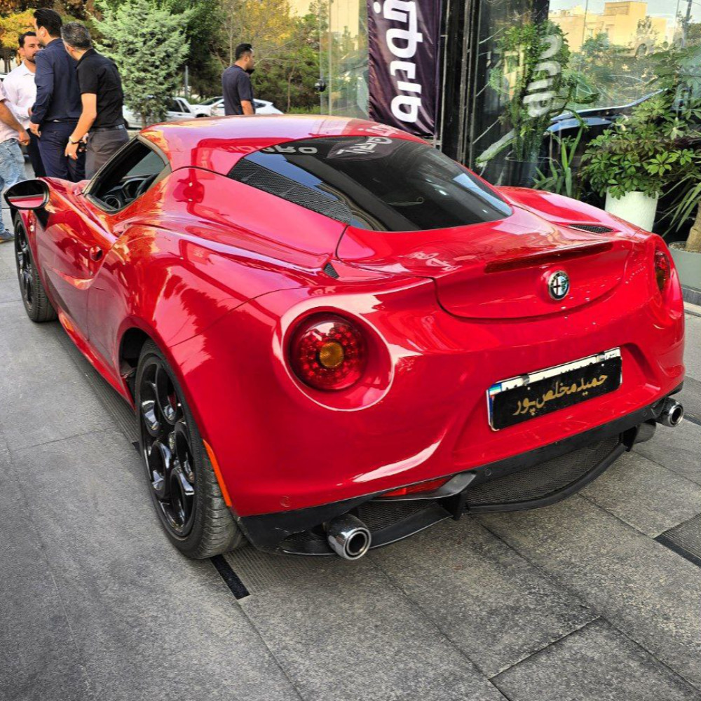 الفارمئو 4c مدل ۲۰۱۵