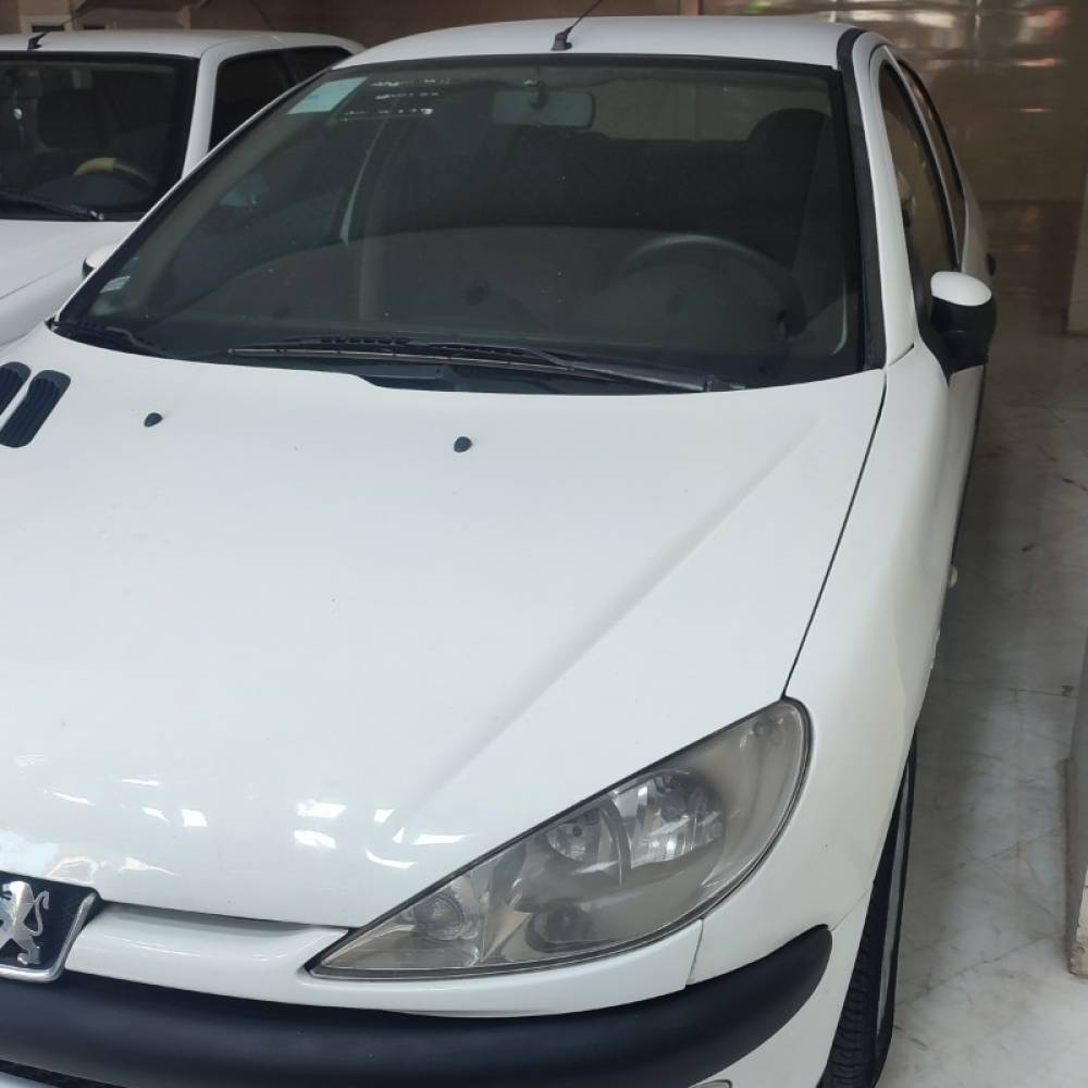 پژو مدل 206 SD V8 سال 1394  کارکرده