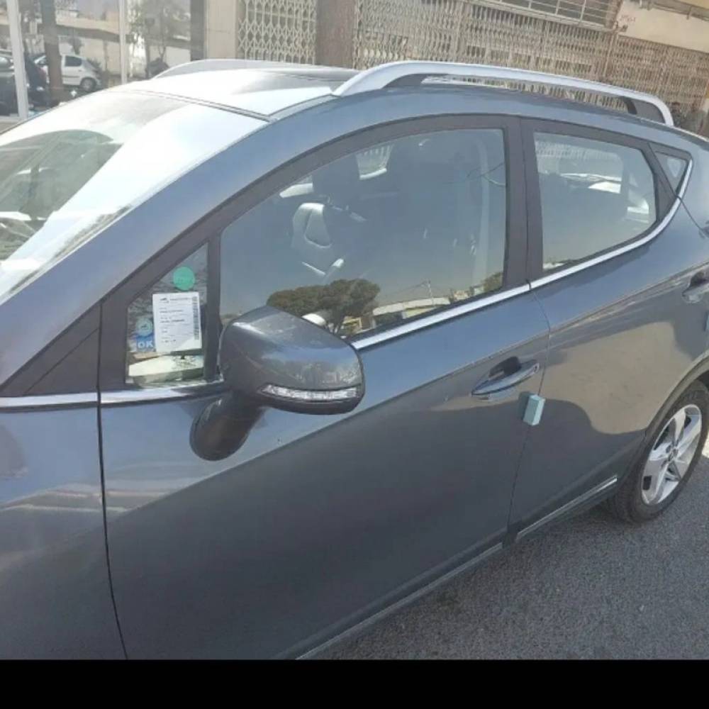 جک مدل J3  کارکرده