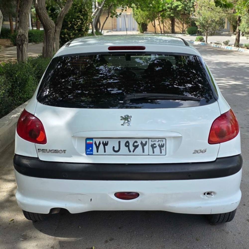 پژو مدل 206 تیپ 5 سال 1396  کارکرده