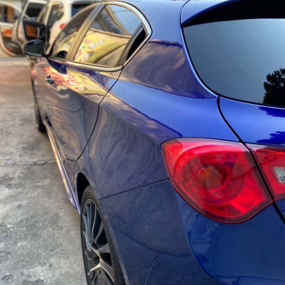 آلفارمئو مدل آلفارومئو جولیتا سال 2015  کارکرده