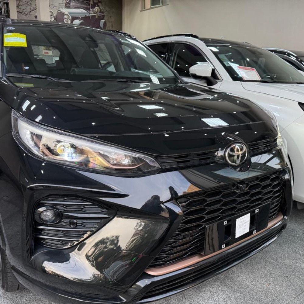 تویوتا (TOYOTA) تویوتا وایلندر 2.0 لیتر دو دیفرانسیل سال 2025
