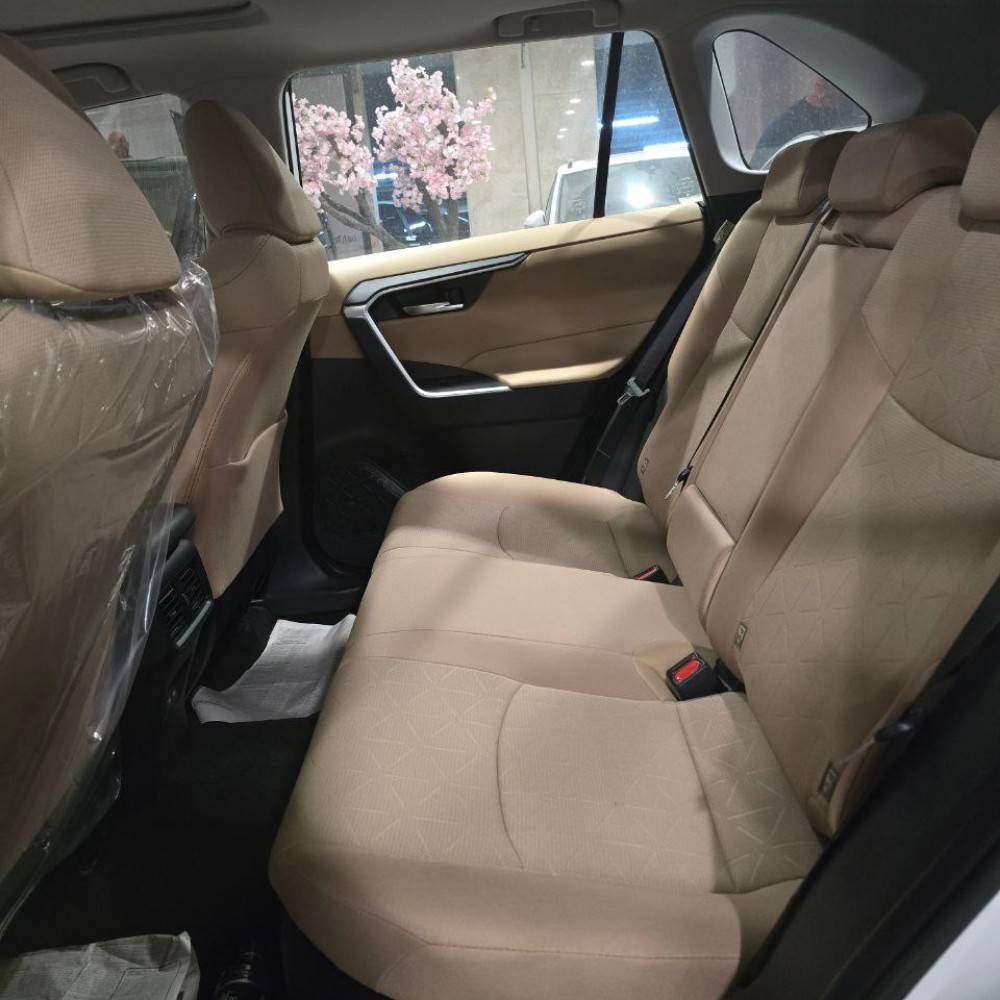 تویوتا راوفور مدل 2025