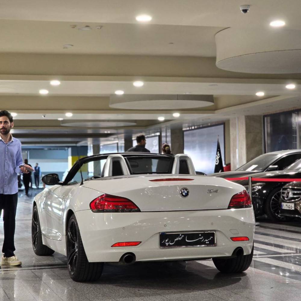 بی ام و Z4 مدل 2010