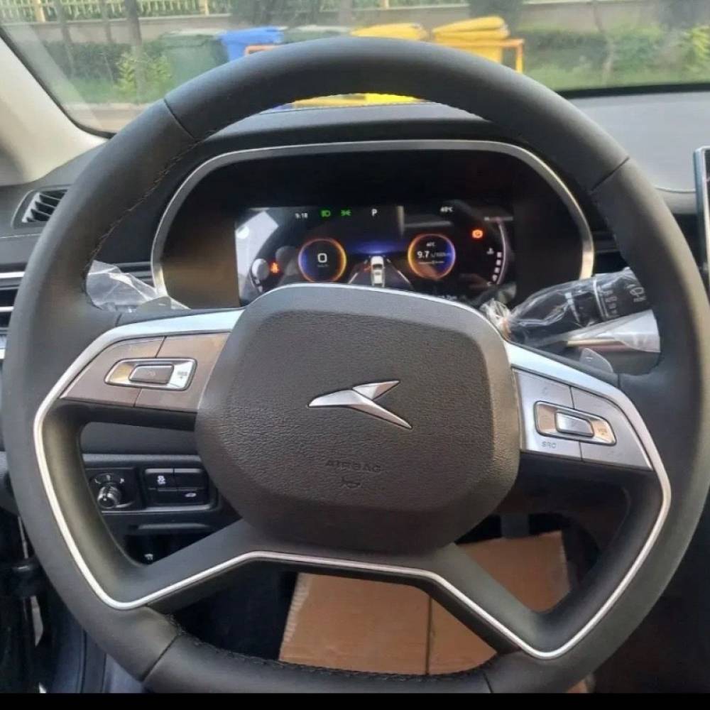 کی ام سی مدل J7 سال 1404  صفر