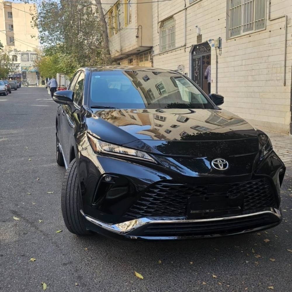 تویوتا مدل ونزا سال 2024  صفر