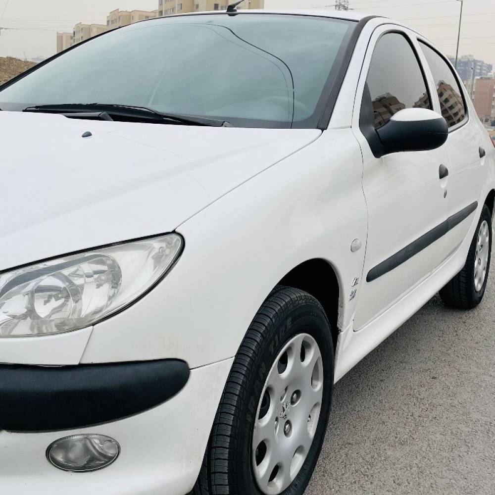 پژو مدل 206 تیپ 2 سال 1396  کارکرده