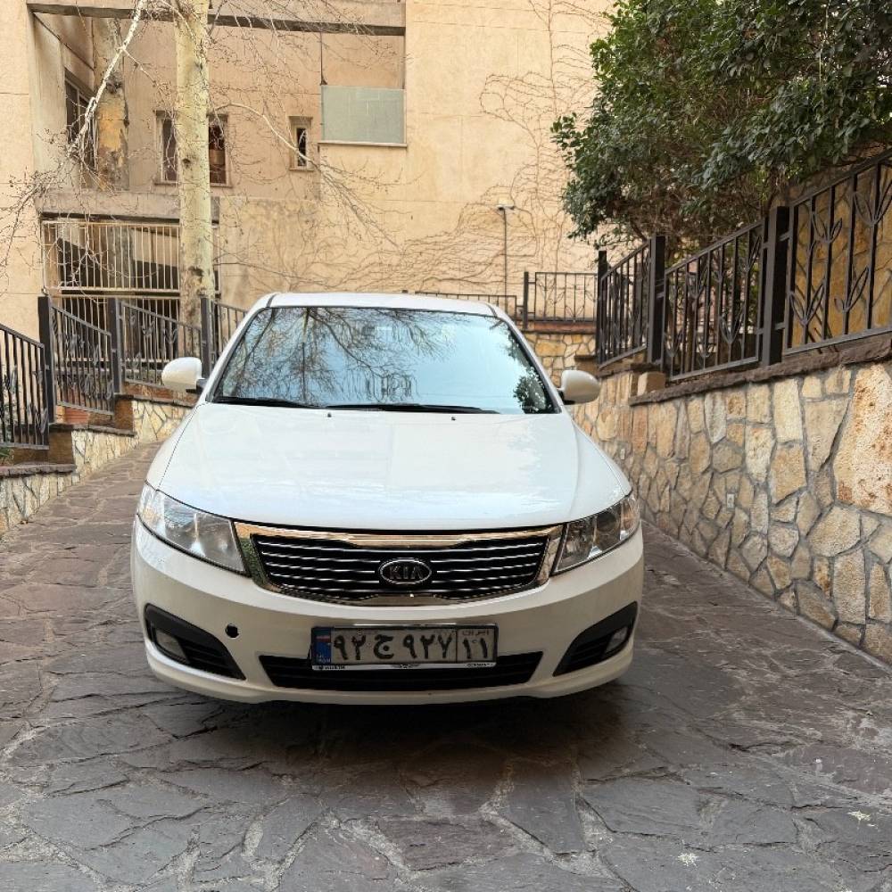 کیا مدل اپتیما 6 سیلندر سال 2010  کارکرده