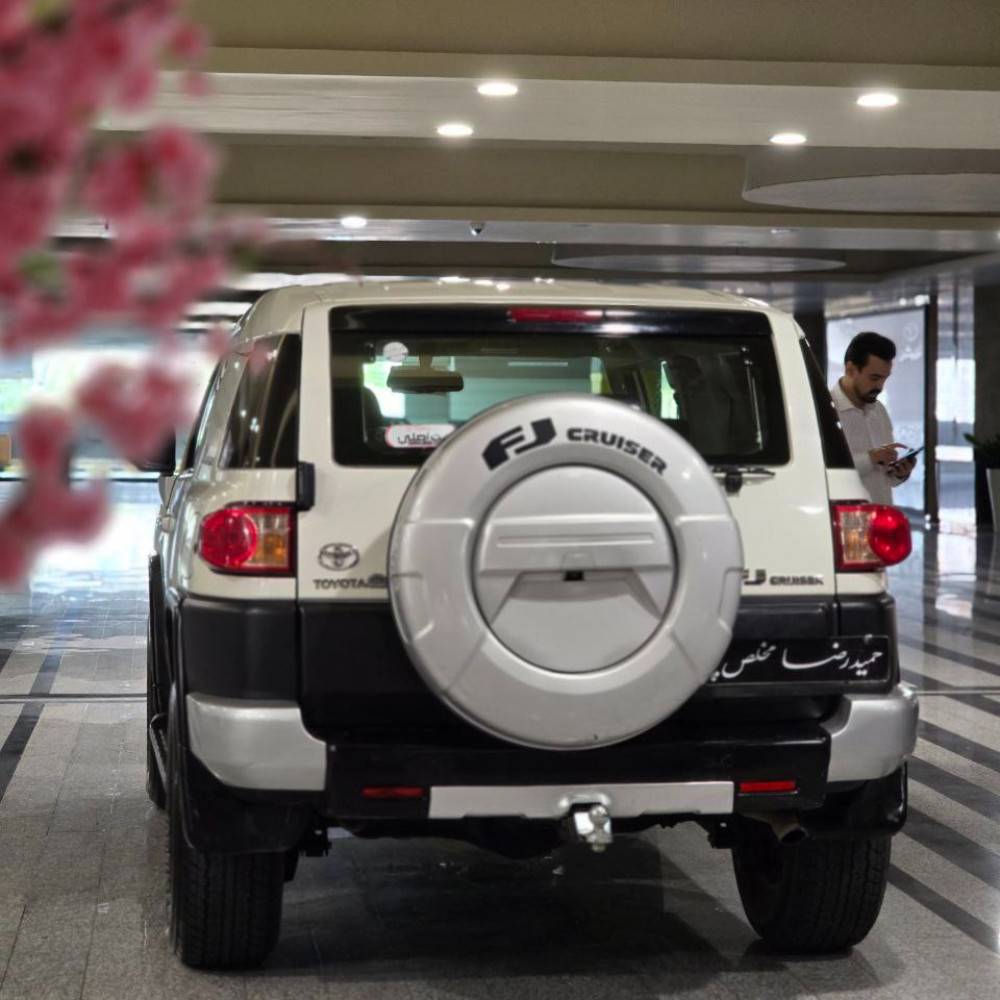 تویوتا fj مدل 2013