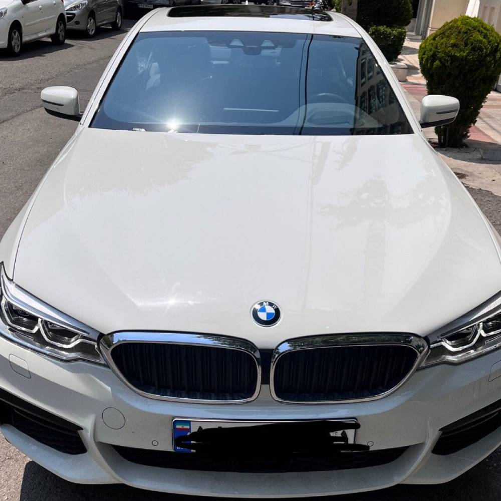 بی ام و مدل سری 5 سدان 530i سال 2018  صفر