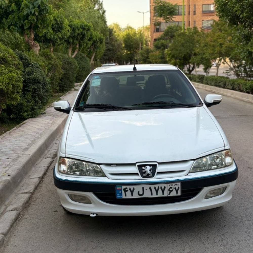 پژو مدل پارس LX سال 1401  کارکرده