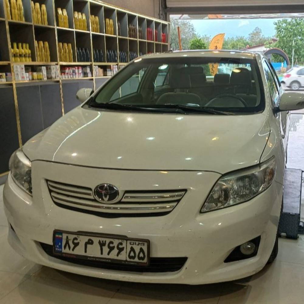 تویوتا مدل کرولا سال 2010  کارکرده