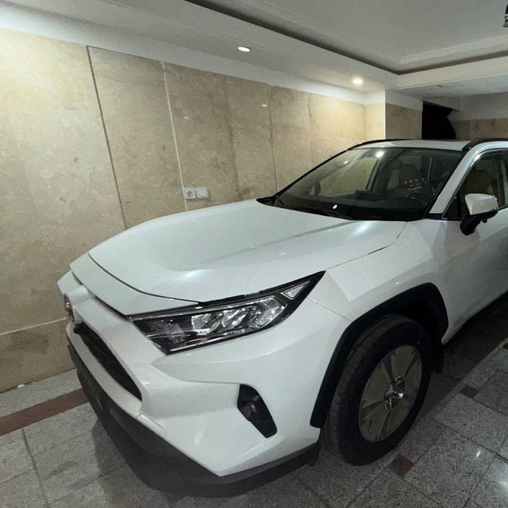 تویوتا مدل راوفور 2.5 لیتر دو دیفرانسیل ادونچر سال 2025  کارکرده