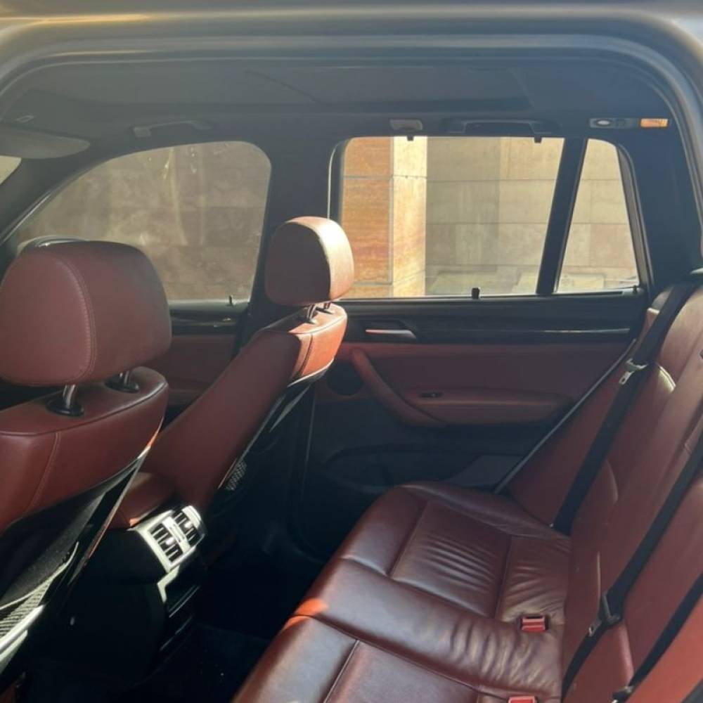 بی ام و مدل X3 28 سال 2014  کارکرده