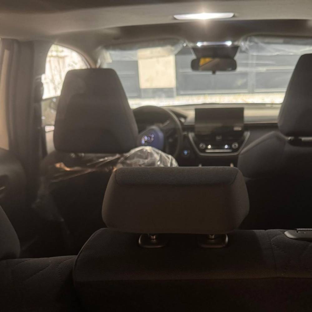 تویوتا مدل کرولا کراس هیبرید 2.0 لیتر سال 2024  صفر