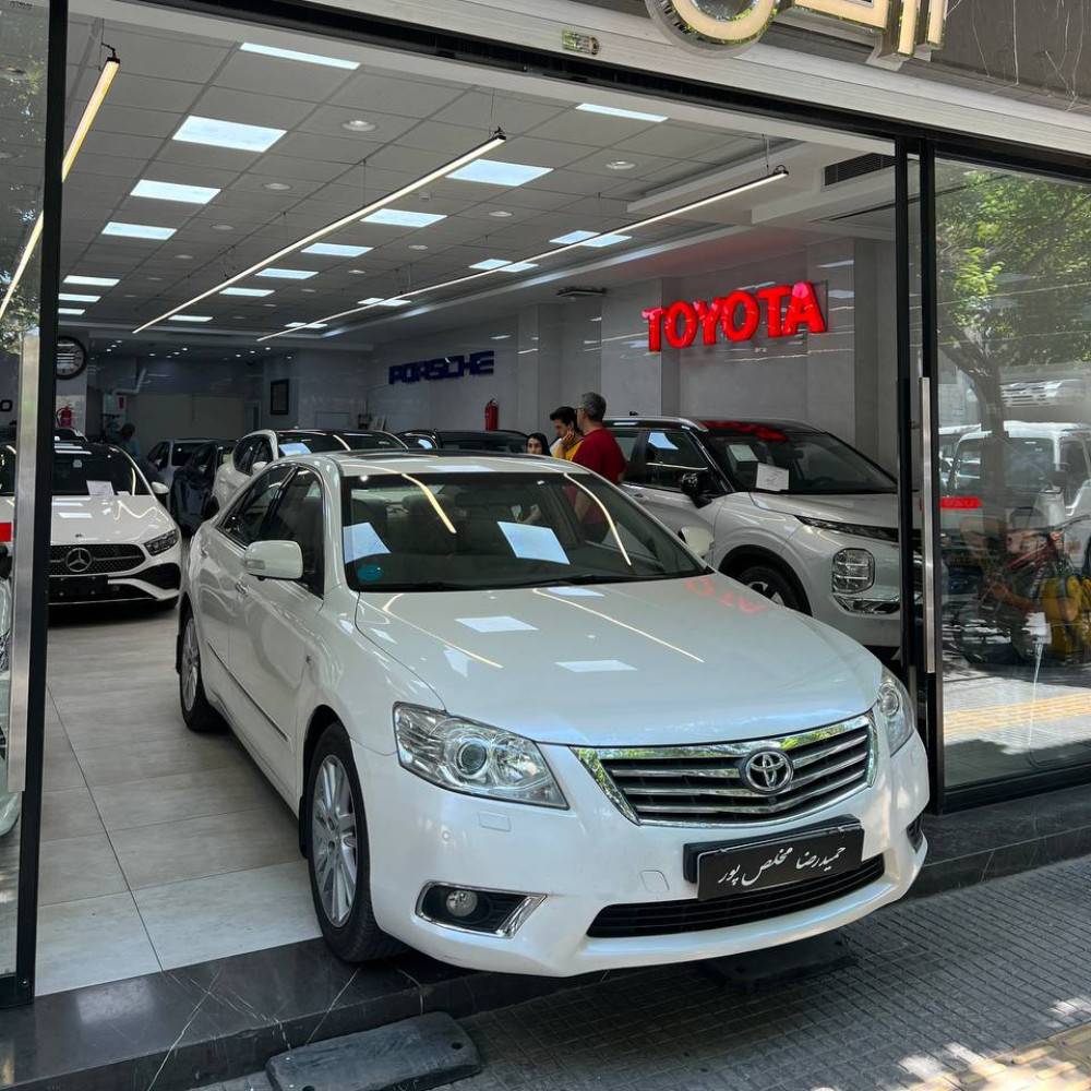 تویوتا آریون مدل ۲۰۱۱