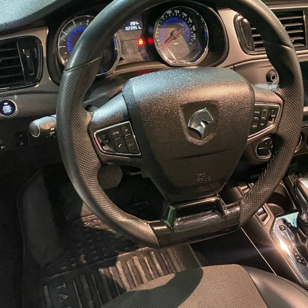 تارا مدل اتوماتیک V2 سال 1402  کارکرده