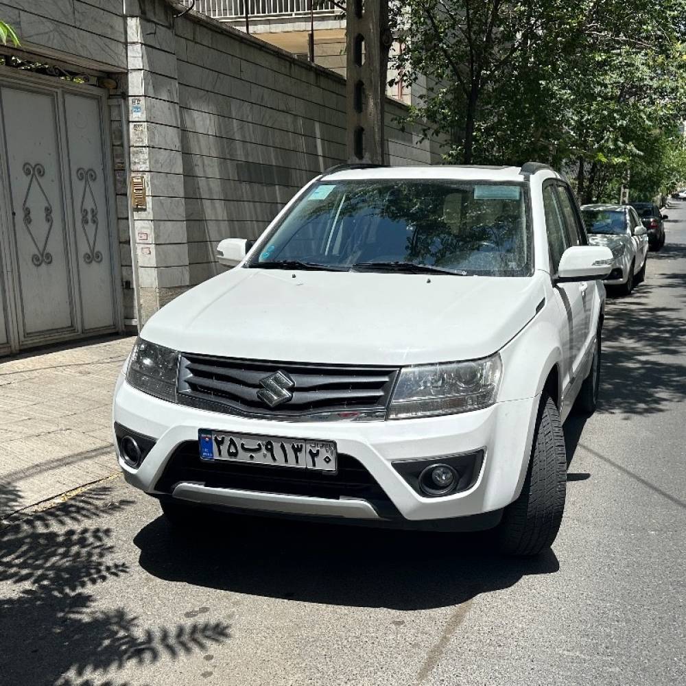 سوزوکی مدل ویتارا گرند 2.4 لیتر اتوماتیک سال 1397  کارکرده