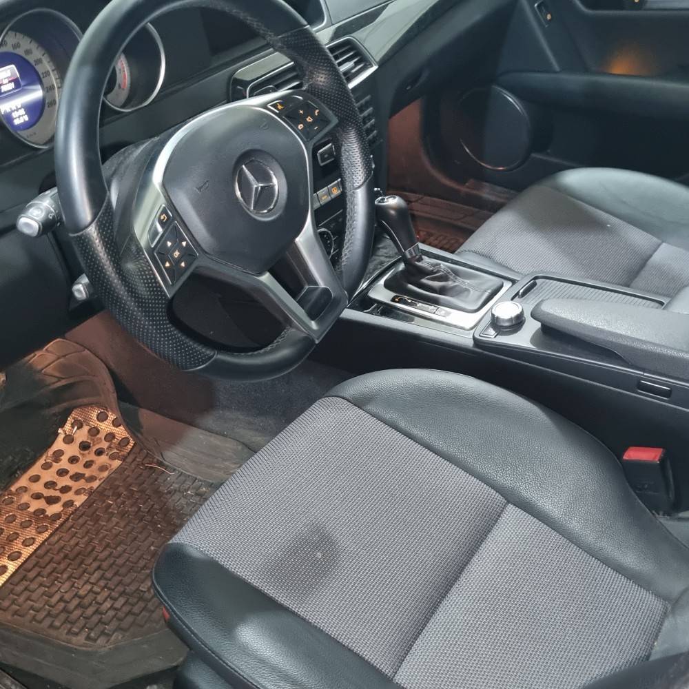 بنز (BENZ) بنز کلاس C C200 سال 2013