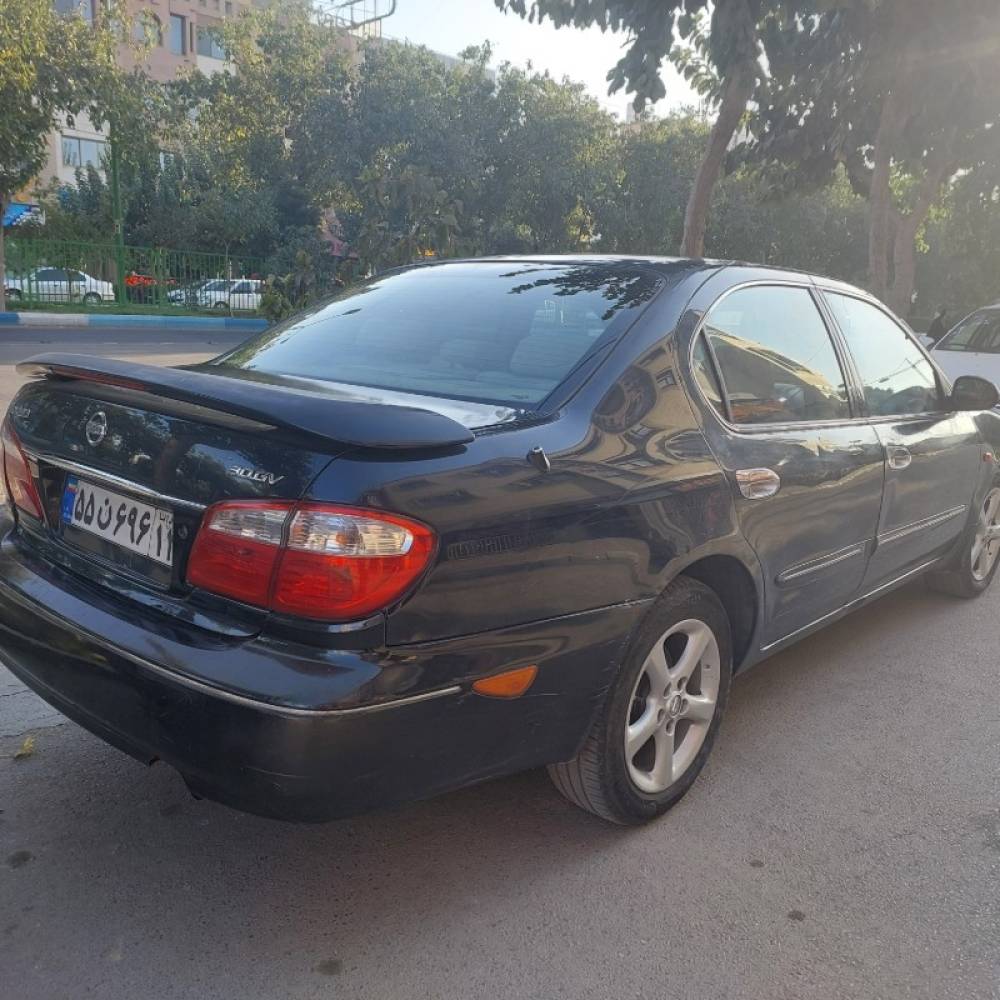 نیسان مدل ماکسیما دنده ای سال 1382  کارکرده