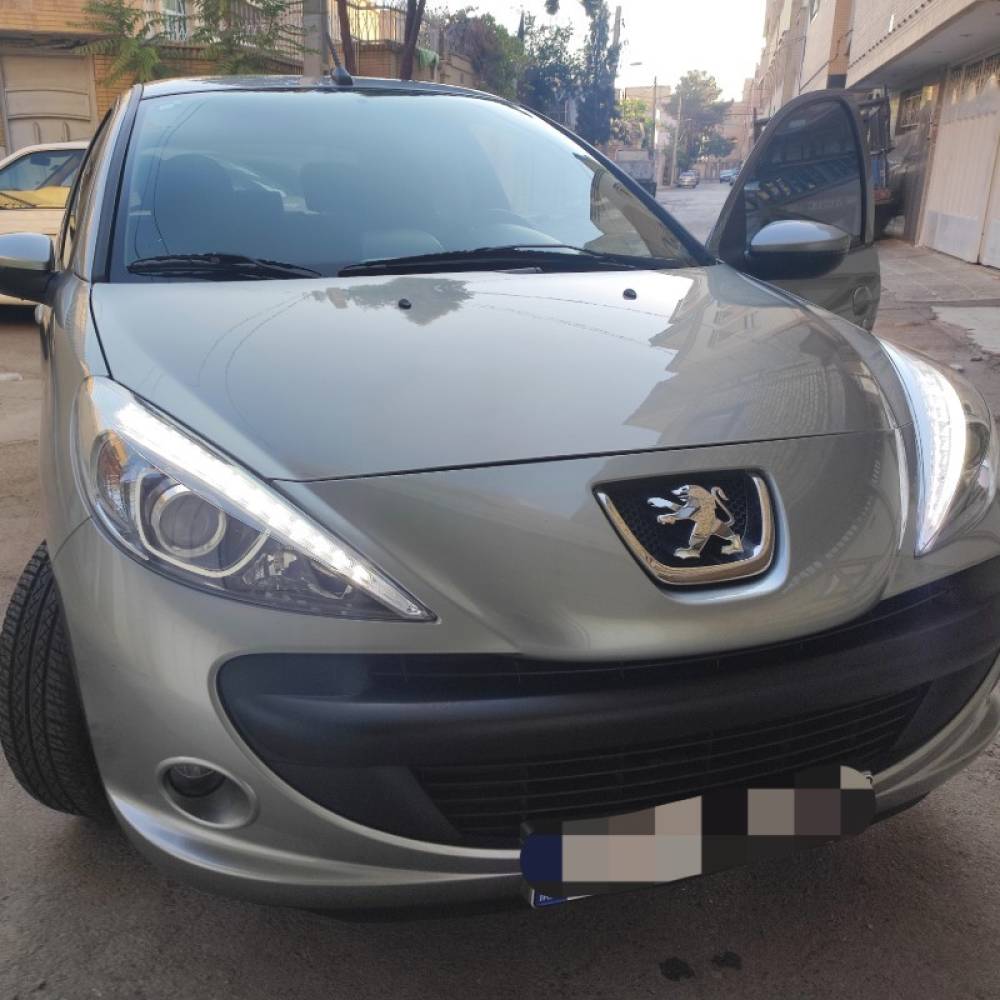 پژو مدل 207 اتوماتیک TU5P سال 1402  کارکرده