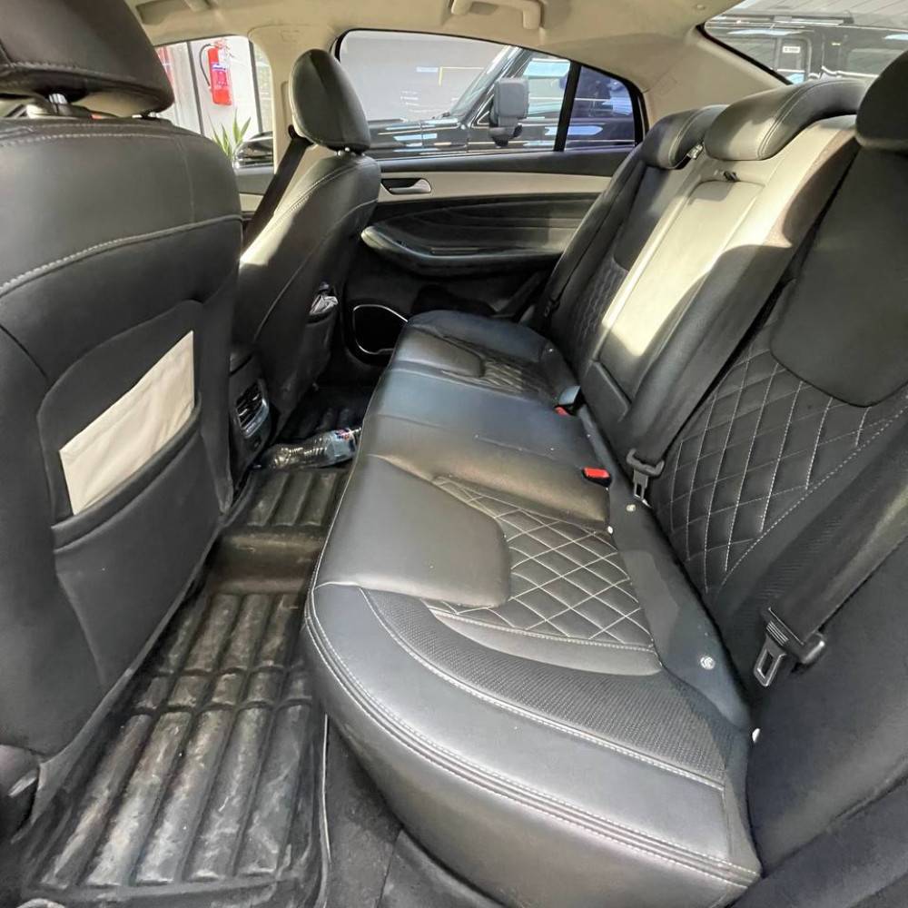 آریزو۶ مدل ۱۴۰۰