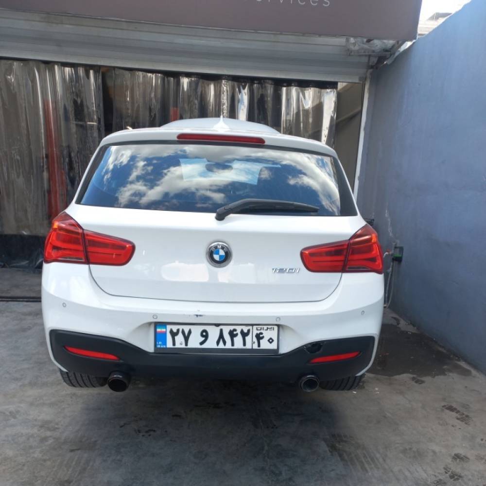 بی ام و مدل سری 1 هاچ بک 125i سال 2018  کارکرده