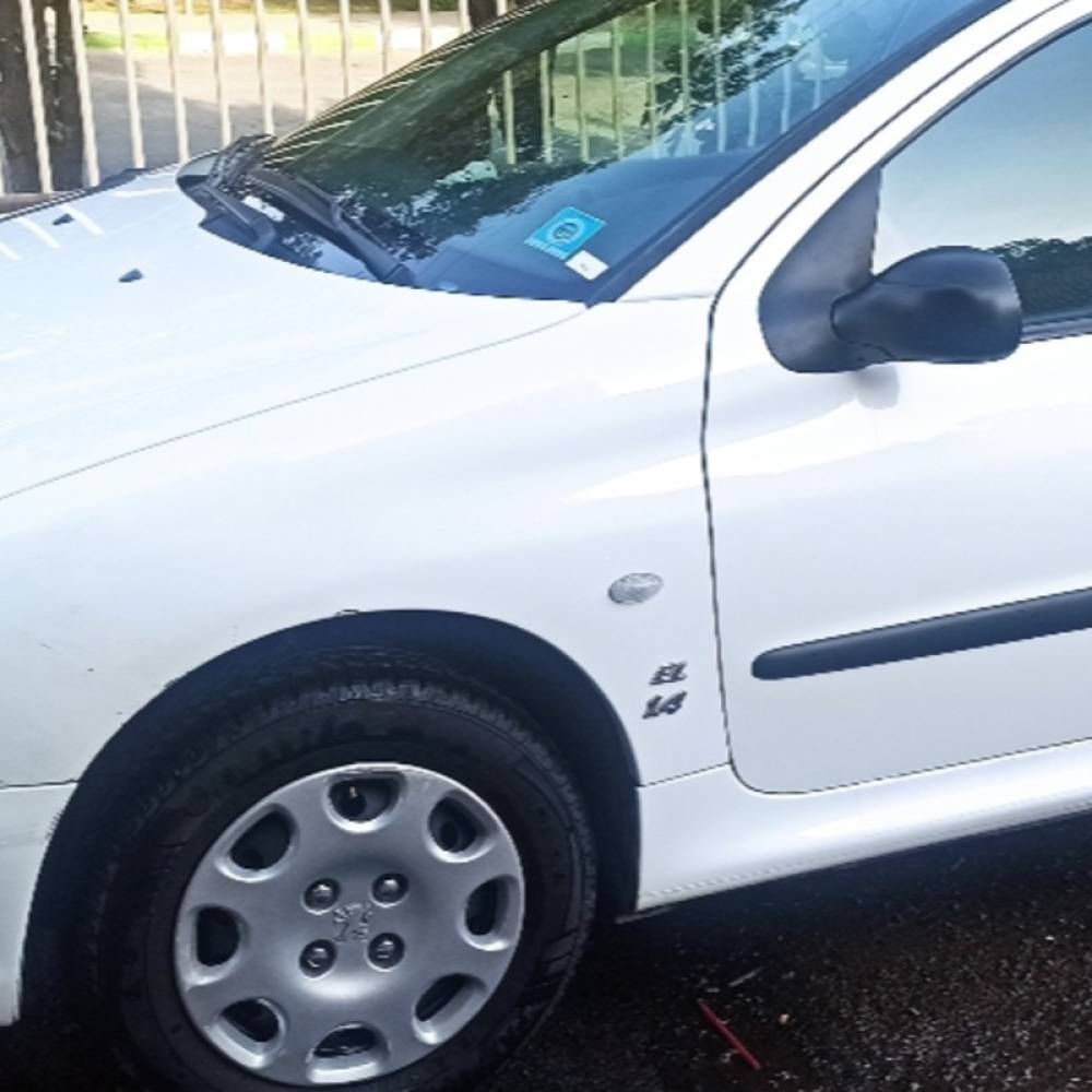 پژو مدل 206 سال 1397  کارکرده