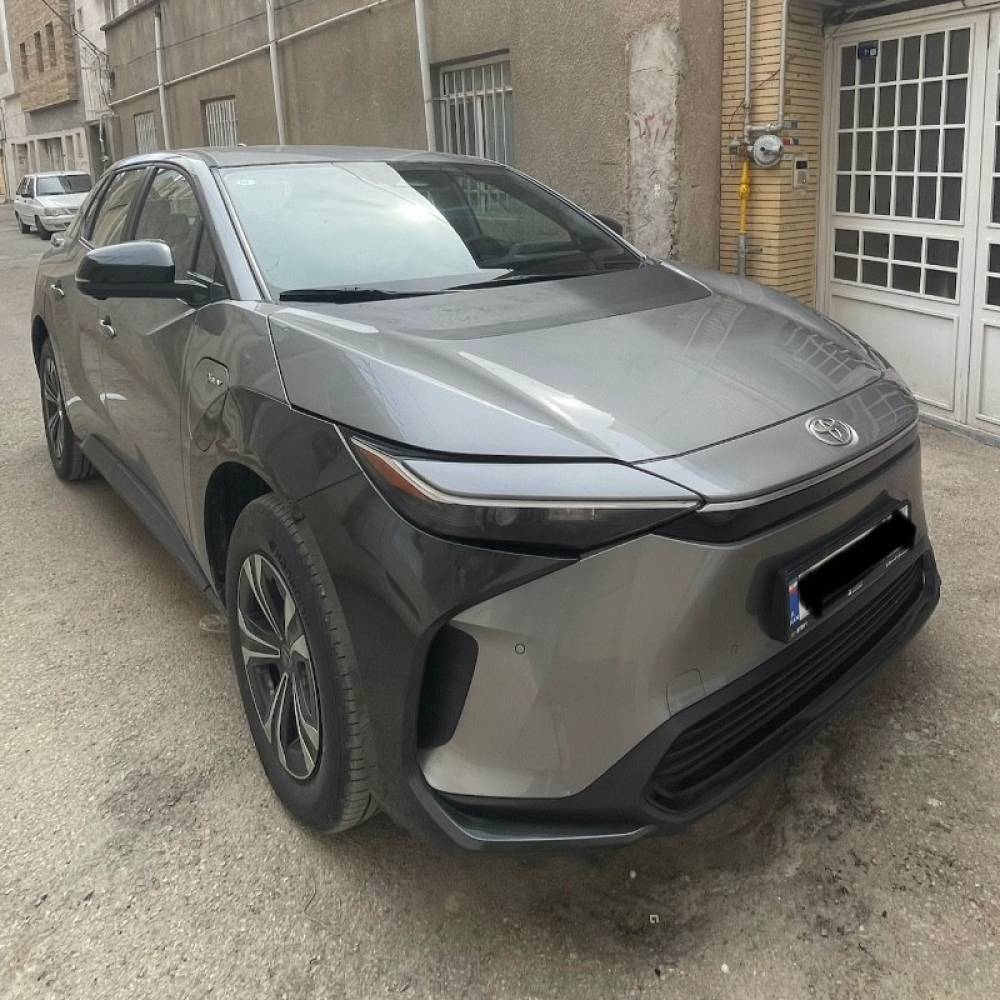 تویوتا مدل bz4x 615 پرو سال 2024  صفر