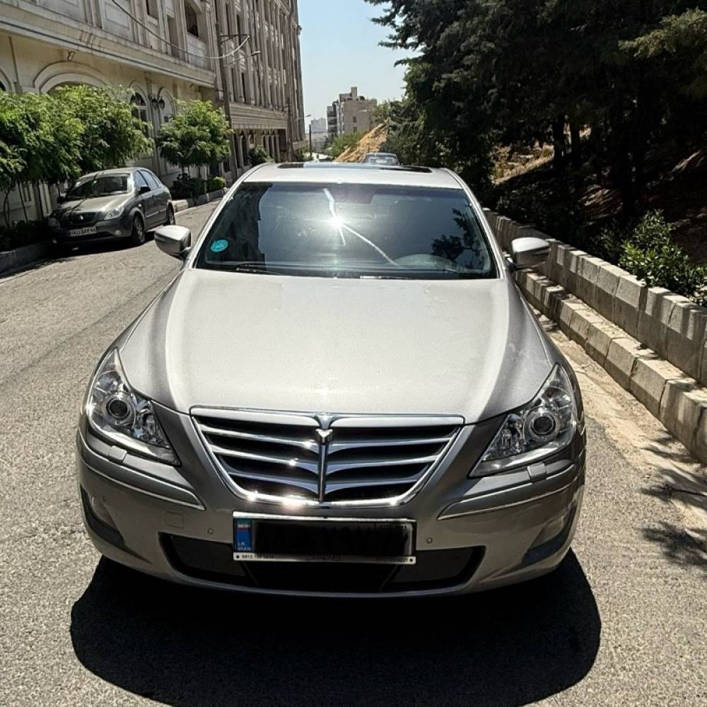 هیوندای مدل جنسیس سال 2011  کارکرده