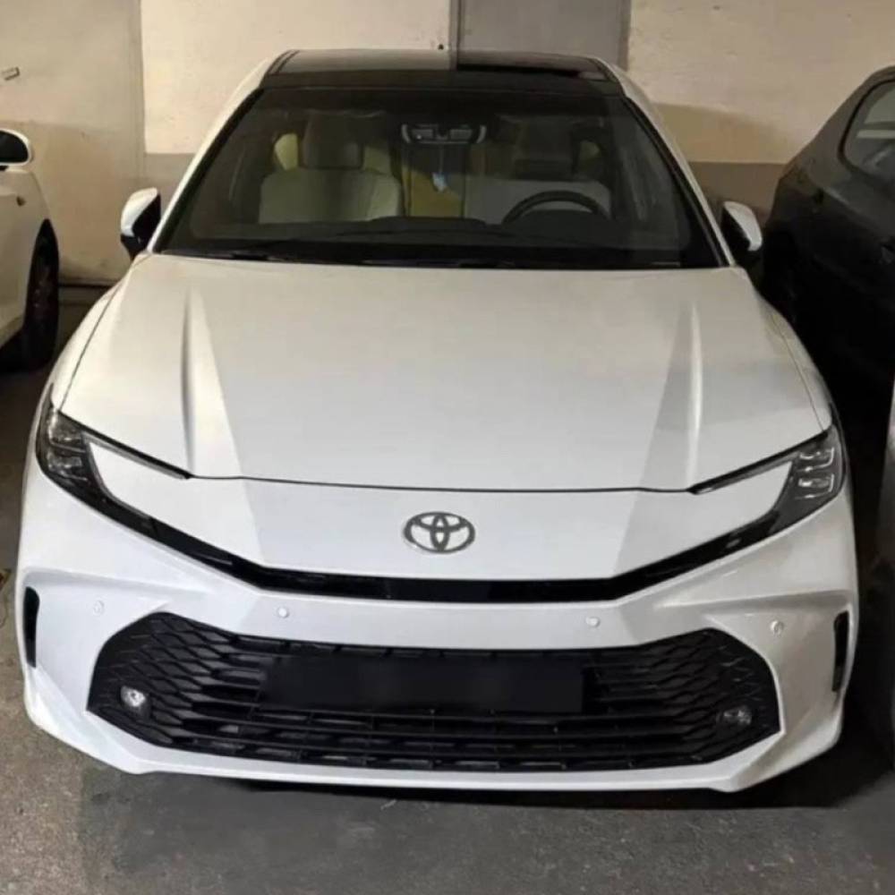 تویوتا مدل کمری هیبرید 2.5 لیتر LE سال 2025  صفر