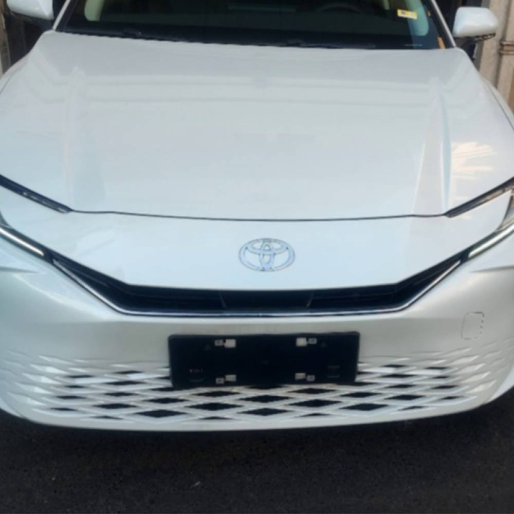 تویوتا مدل کمری XLE سال 2025  صفر