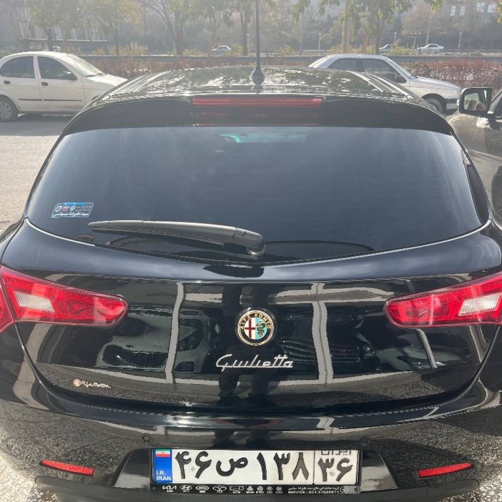 آلفارمئو مدل آلفارومئو جولیتا سال 2016  کارکرده