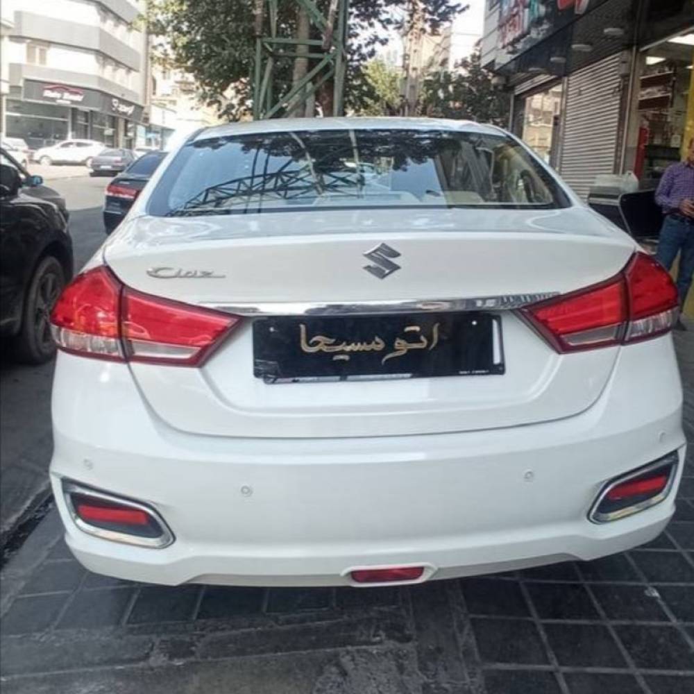 سوزوکی مدل سیاز سال 2025  صفر