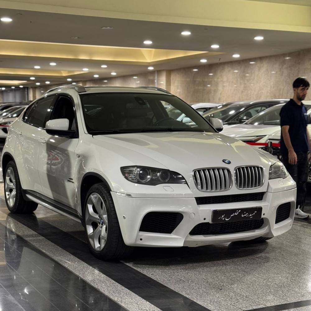 بی ام‌ و x6 مدل ۲۰۱۲