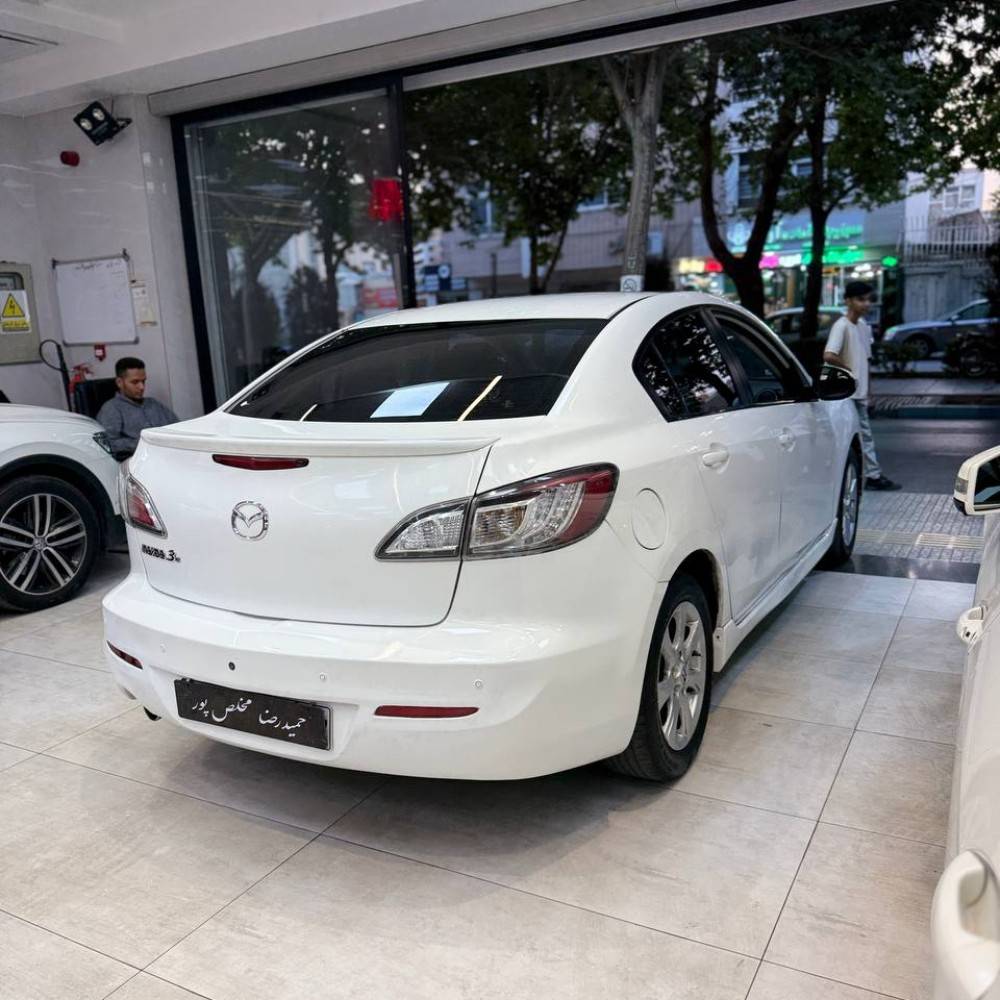 مزدا ۳ تیپ ۳ مدل ۸۹