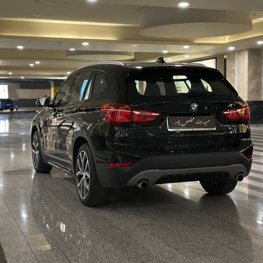 بی ام و x1 مدل ۲۰۱۷