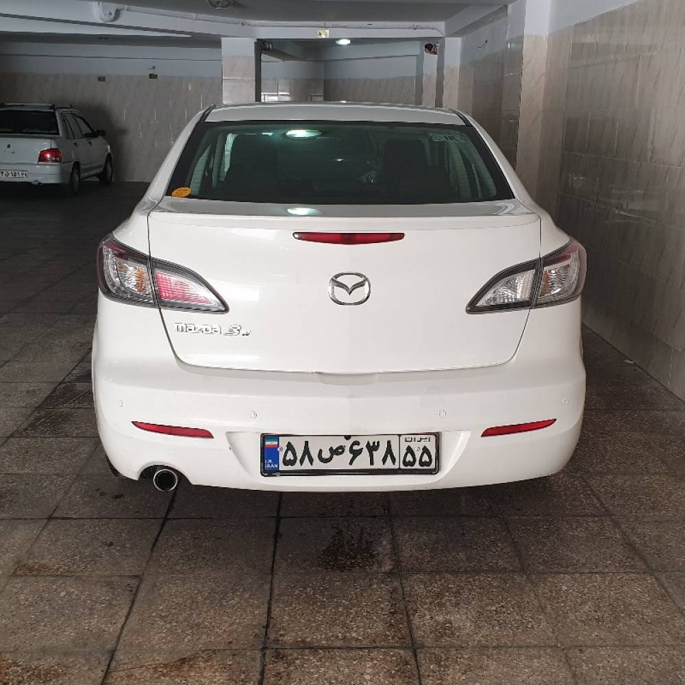 مزدا مدل 3 نیو صندوق دار سال 1391  کارکرده