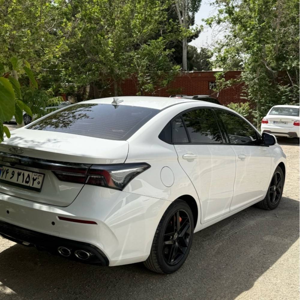 فونیکس مدل آریزو 6 gt اکسلنت سال 1403  کارکرده