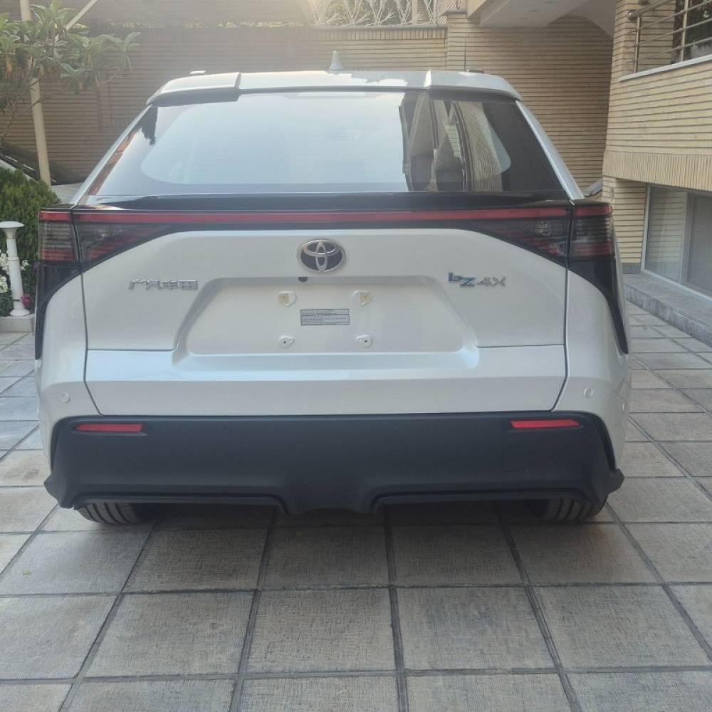 تویوتا مدل bz4x 615 مکس سال 2024  صفر