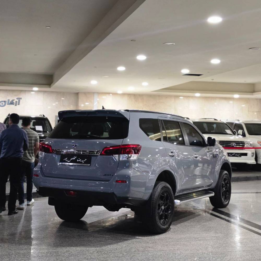 نیسان ترا مدل 1404