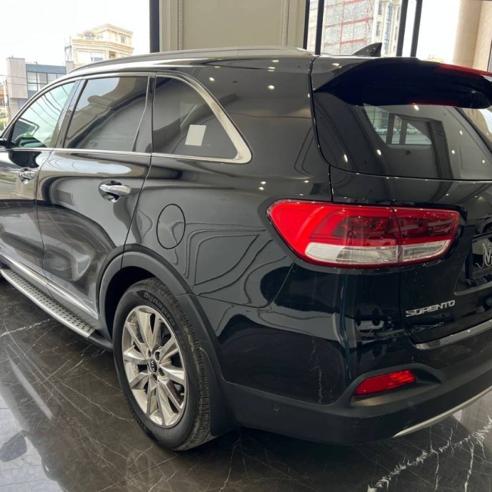 کیا مدل سورنتو 4 سیلندر GT لاین سال 2017  کارکرده