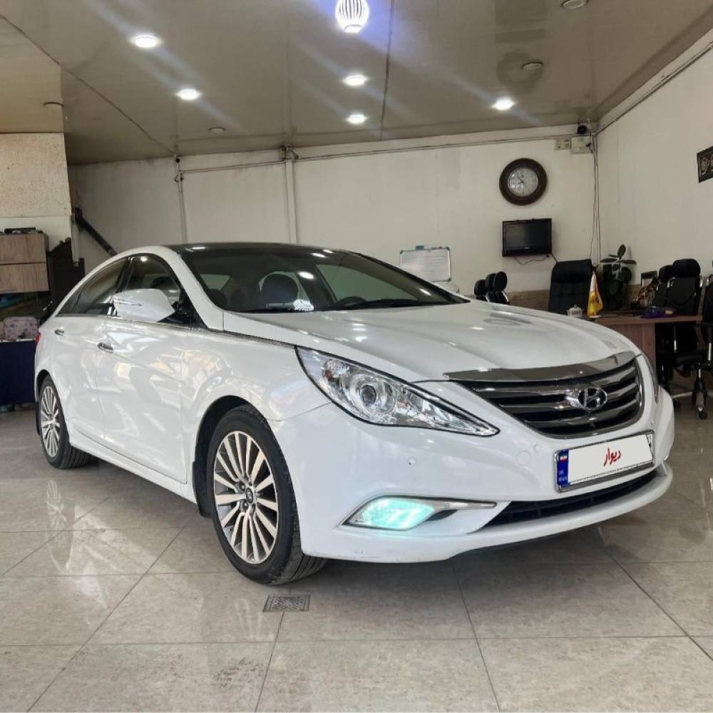 هیوندای مدل سوناتا YF  کارکرده