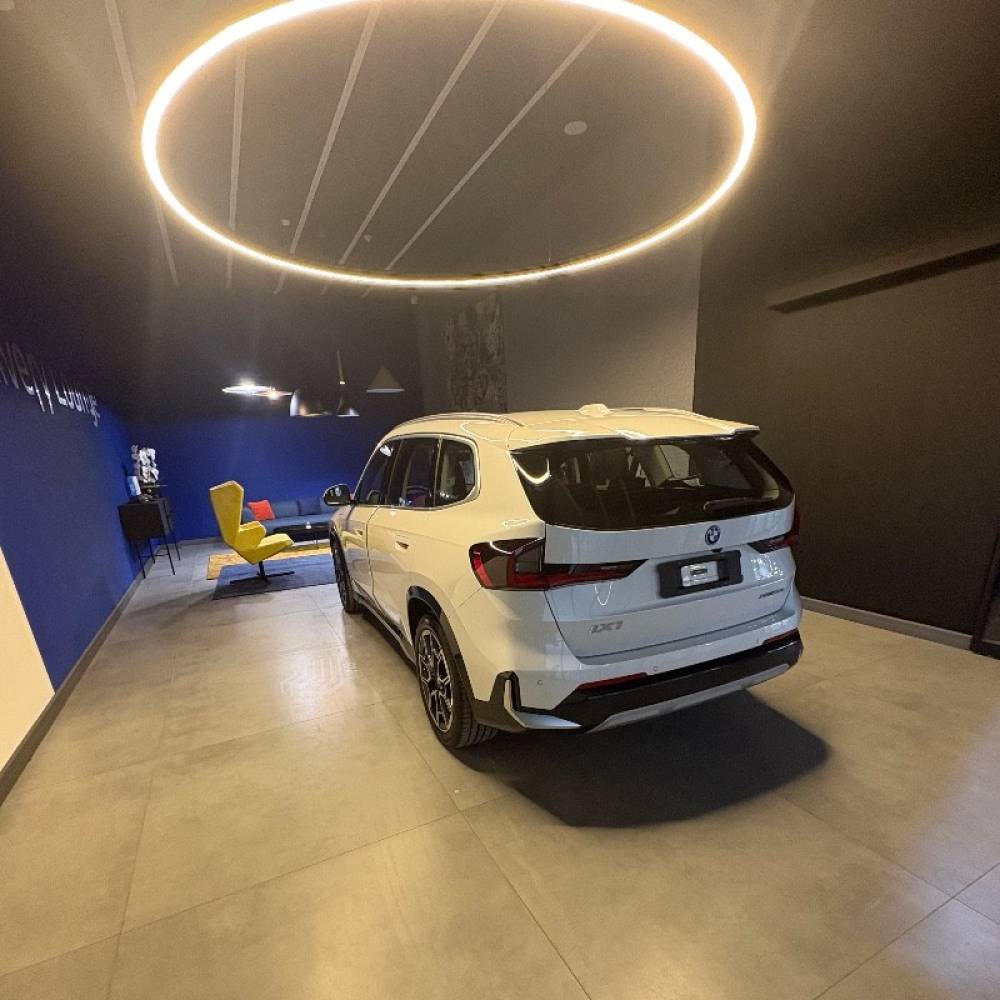 بی ام و مدل ix1 eDrive 25L سال 2025  صفر