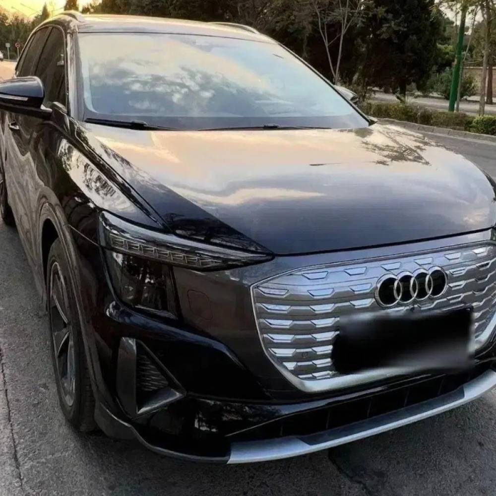 آئودی مدل Q5 e-tron 40 سال 2024  کارکرده
