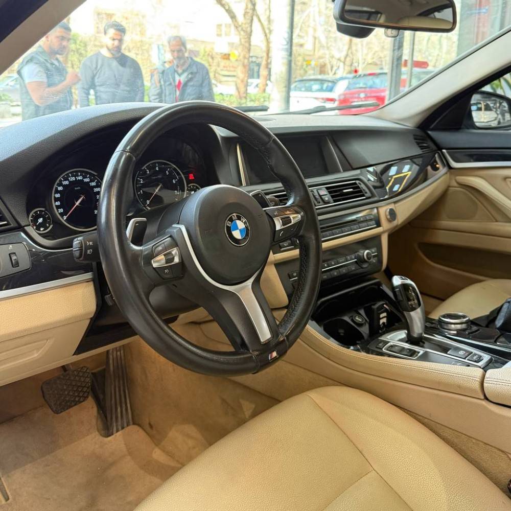 بی ام و 520 مدل ۲۰۱۴ کارکرد ۱۶۸ هزار