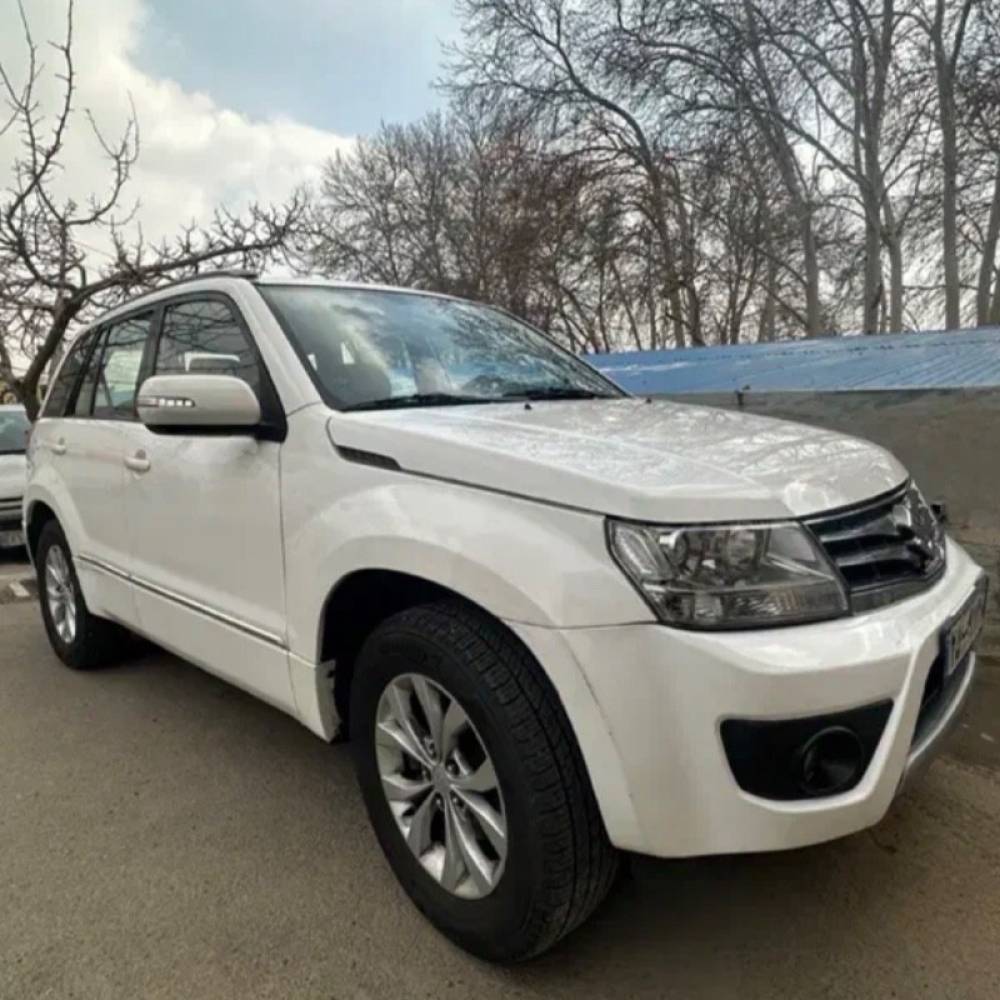 سوزوکی مدل ویتارا گرند 2.4 لیتر اتوماتیک سال 1397  کارکرده