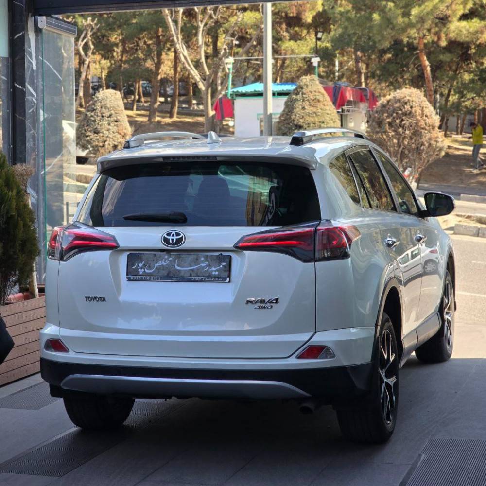 تویوتا راوفور مدل 2017