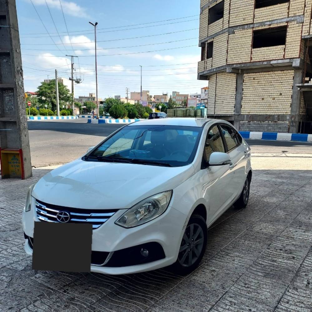 جک مدل J4 سال 1402  کارکرده